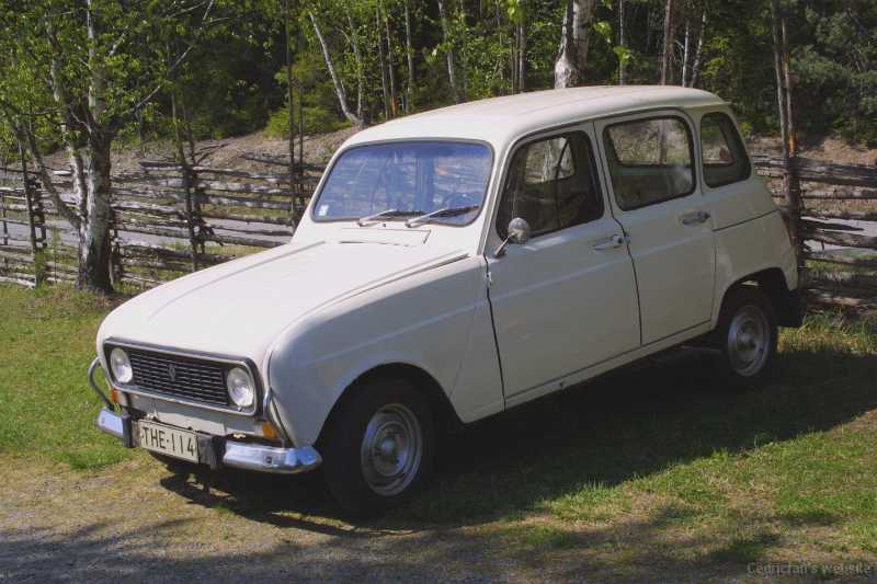 29Renault4