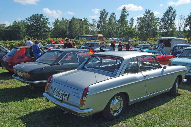 P404coupe_vm67_Saksa_ja_P504coupe